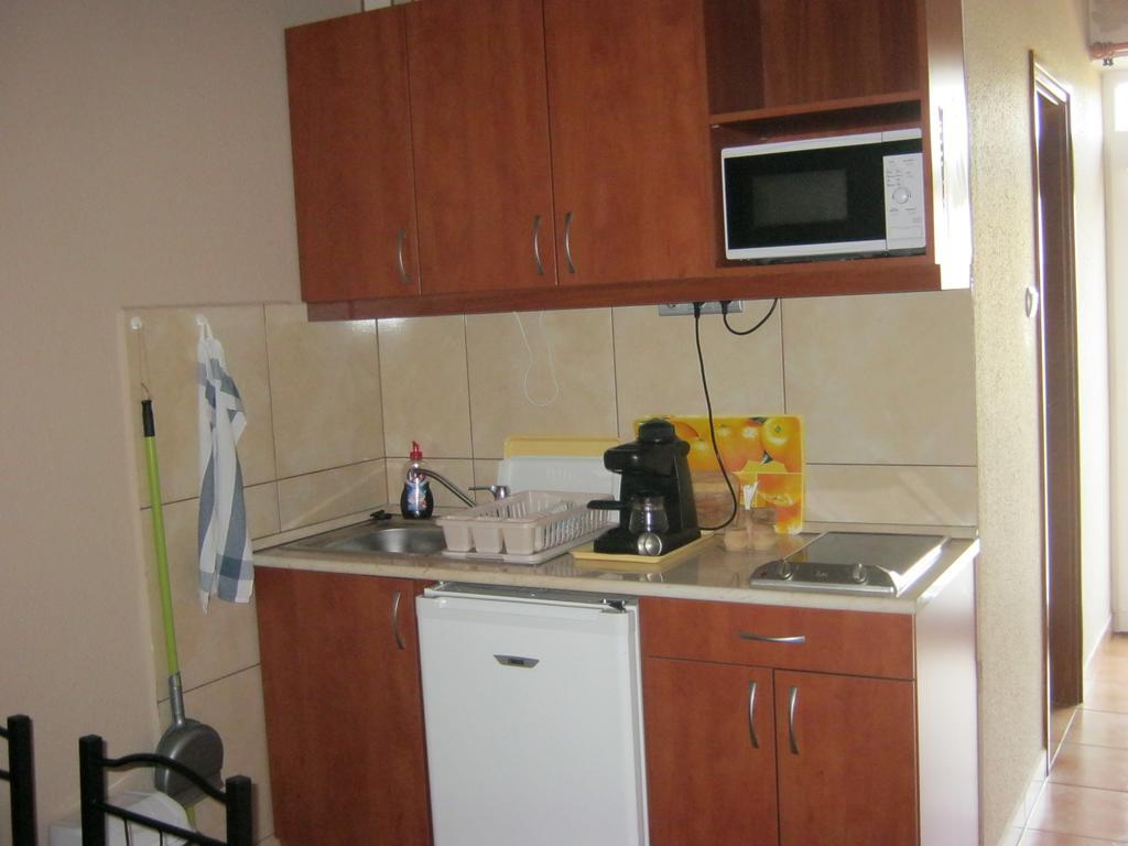 Kitti Apartman Balatonboglár Rom bilde